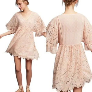Anthropologie Akemi + Kin Peach Pink Brooke Eyelet V-Neck Swing Dress Size 2